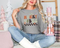 Comfort Colors® Merry Vibes Christmas Shirt, Retro Holiday Tee, Cute Christmas Shirt Women, Vintage Holiday Party Outfit, Festive Gift - Image 4